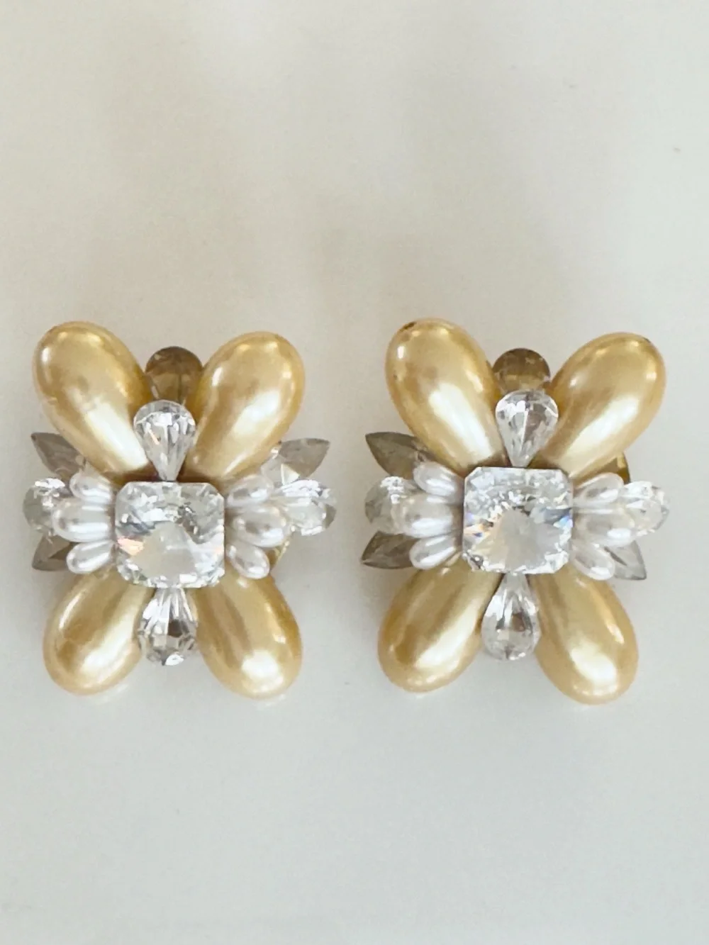 Wendy Gell Mid-Century Maltese Cluster Pearl and Crystal‎ Floral Clip Earrings